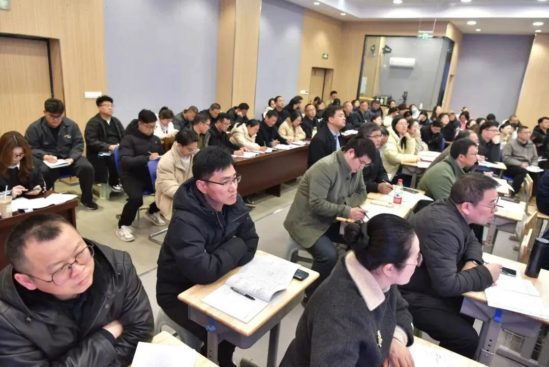 【中考数学】 解码数韵思维,研思备考良方——2026年盐城市数学复习研讨会在我校圆满举行 第12张