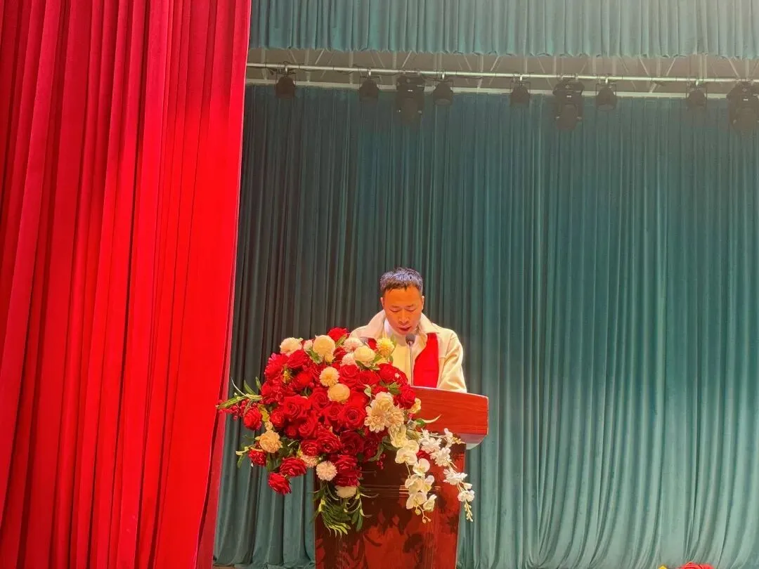 不负江南好春光 且以壮志赴中考 ——临湘市江南中学中考誓师大会纪实 第6张