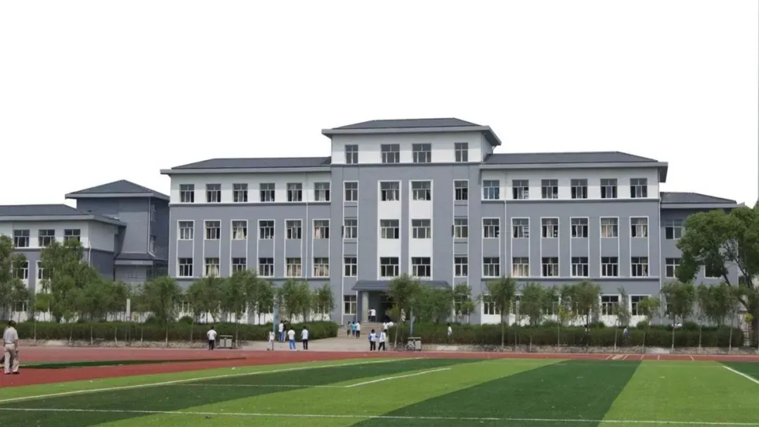 【校园新闻】研析中考新方向,深耕语文真素养——三江联合学校初中部语文教研组集体备课纪实 第5张