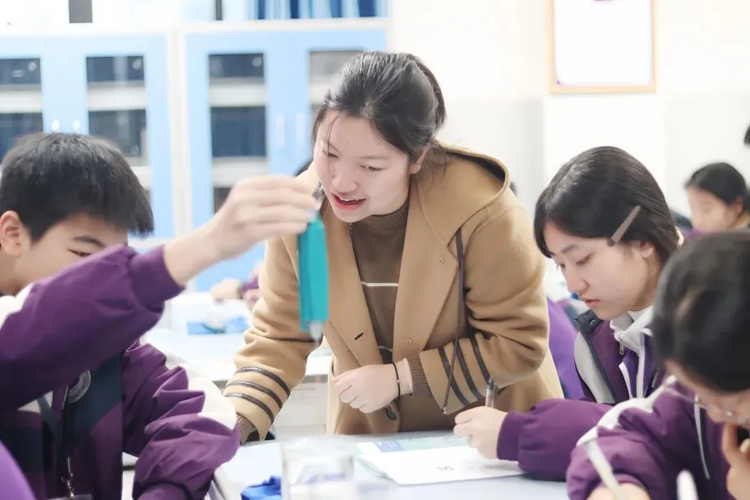 研思共进备中考 聚力提质启新程——2026年湘潭市区大中小一体化联合教研暨雨湖区研讨会在九华江声中学开启 第23张