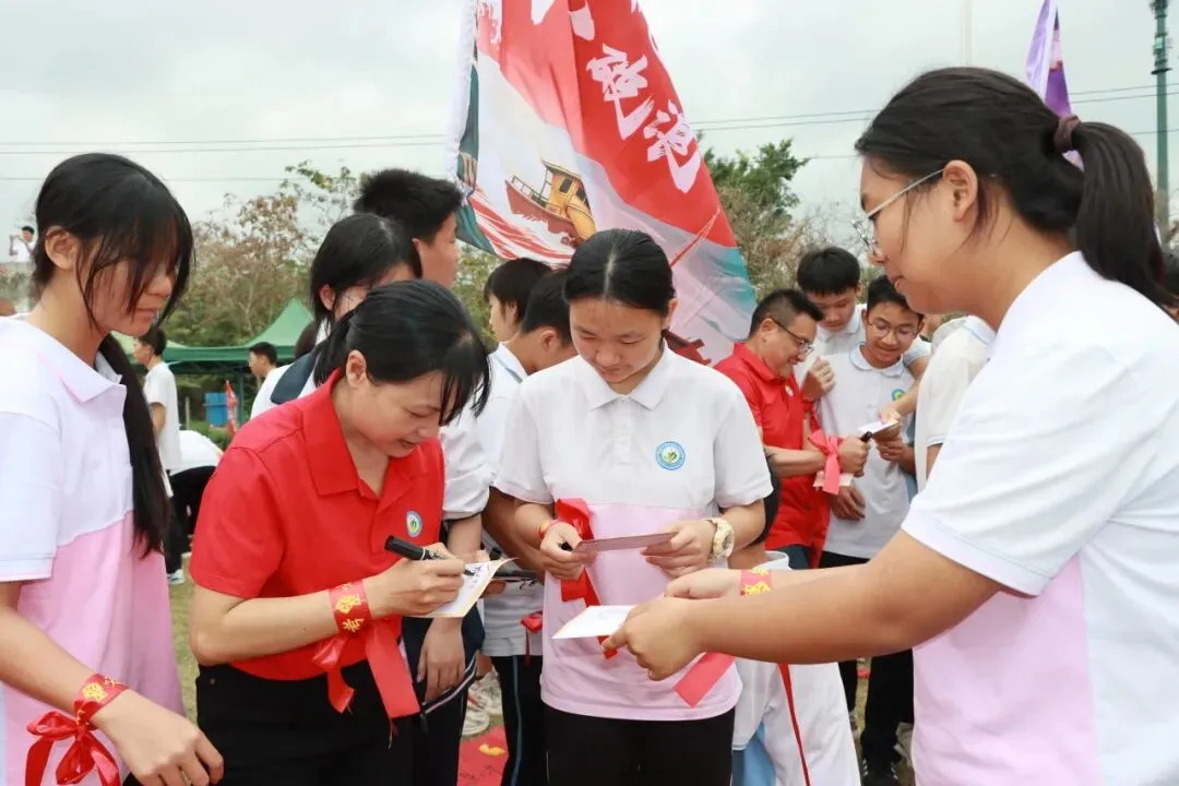 校园动态 | 百日冲刺,决战中考 ——2026届容桂四基初级中学初三誓师大会圆满举行 第83张