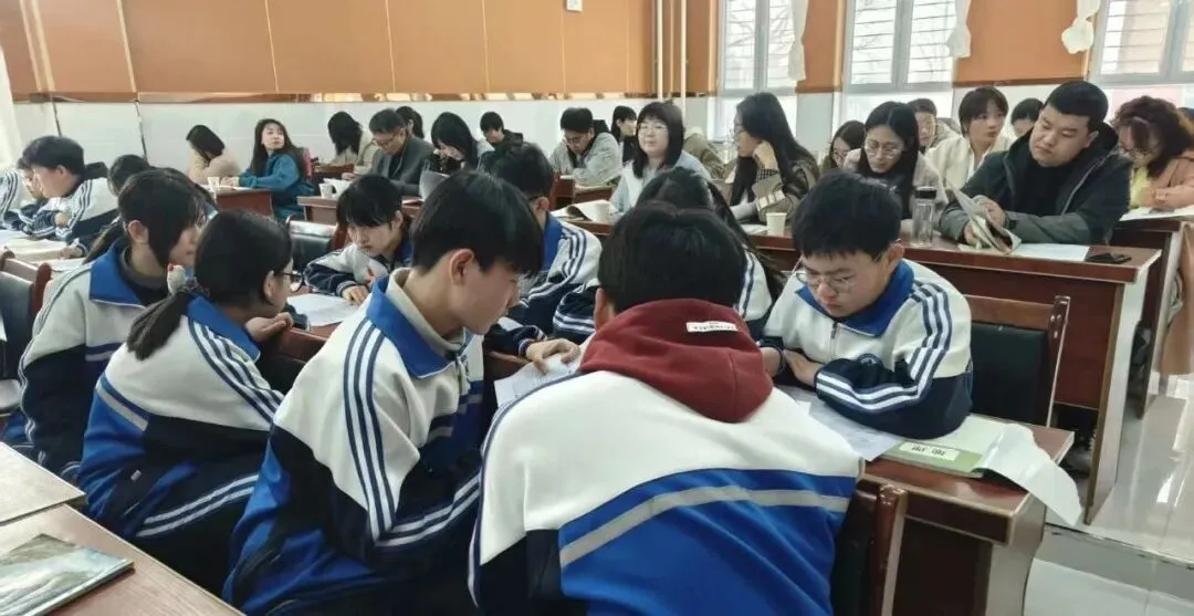 聚焦地理中考备考 同课异构研思致远——2026年奈曼旗初中地理学业水平考试思维训练观摩研讨会圆满举行 第6张