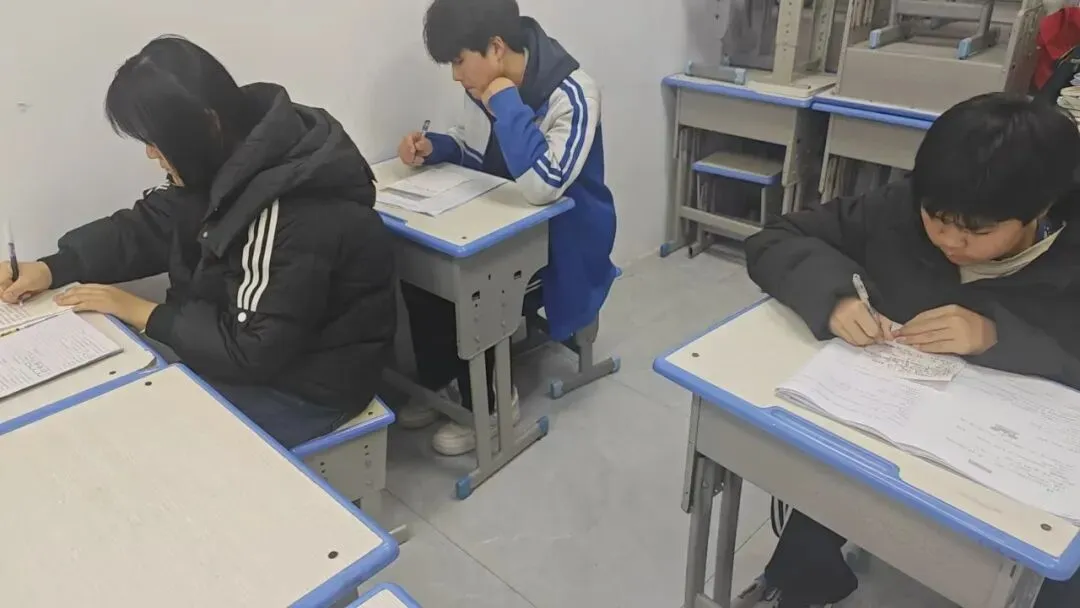 中考踏实冲刺 ,全力陪伴,让体育成为加分项,让文化课实现大跨越.我们一起圆梦! 第32张