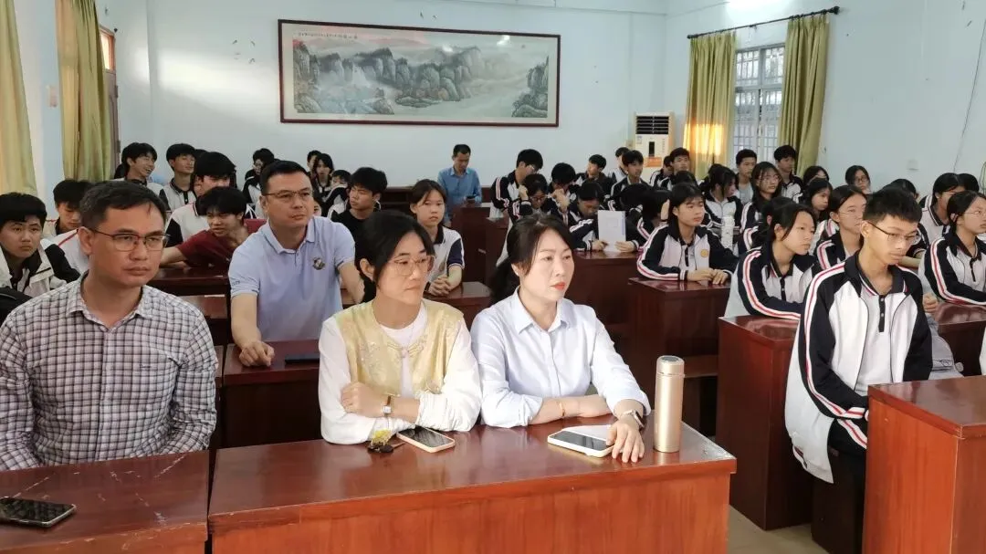 东海龙辉学校2026届九年级中考百日誓师大会圆满举行 第2张