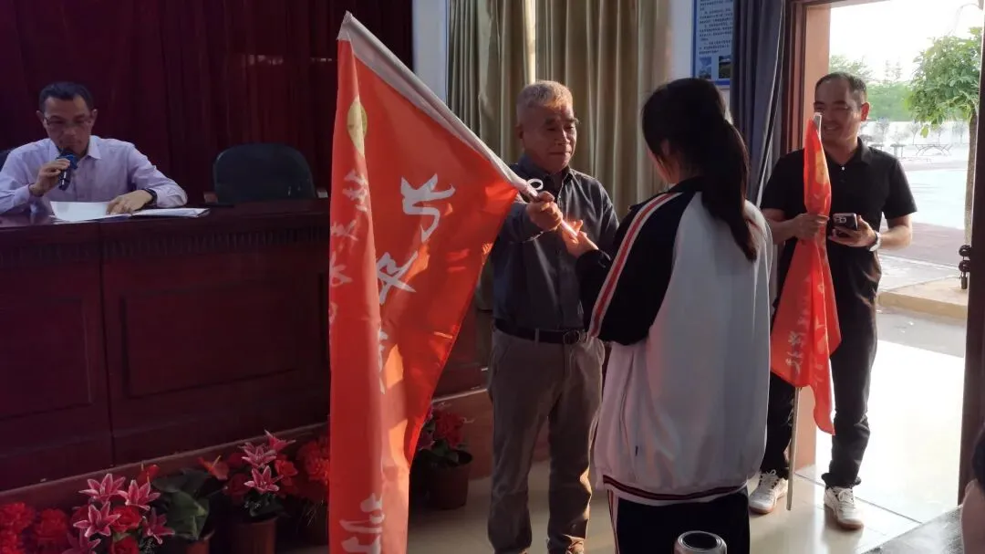 东海龙辉学校2026届九年级中考百日誓师大会圆满举行 第11张