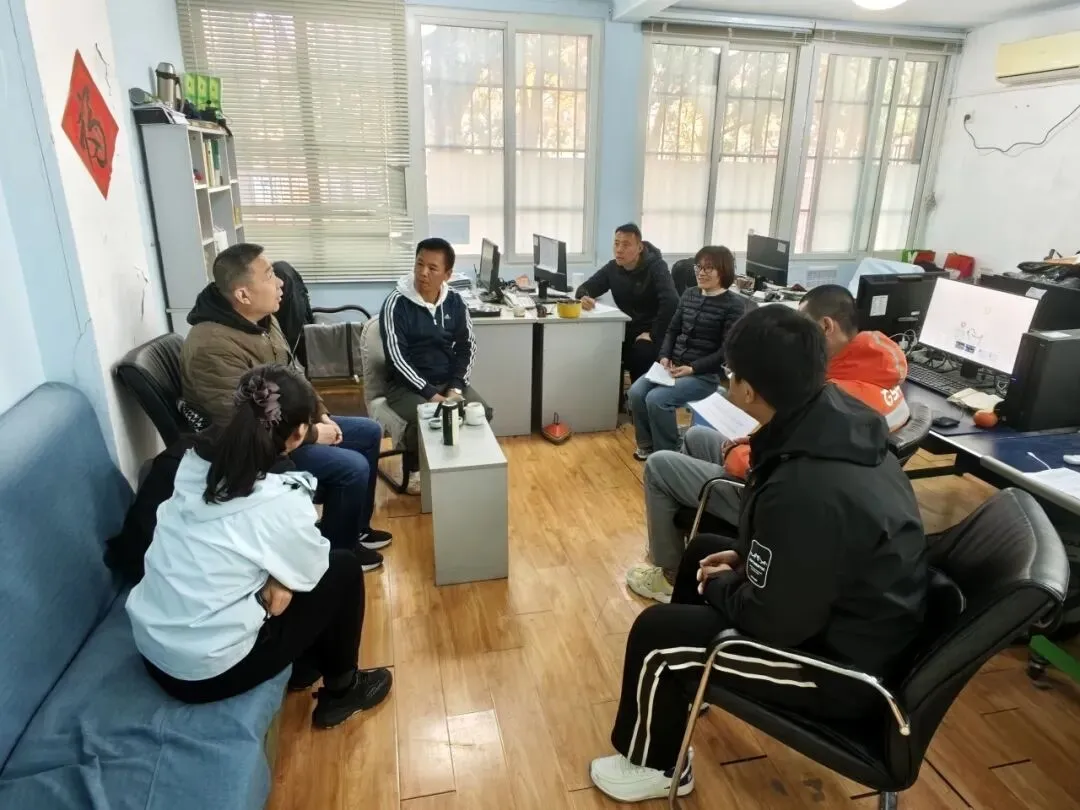 精准把脉中考备考 全面引领质量提升——市南区教育研究中心深入学校开展专项调研 第24张