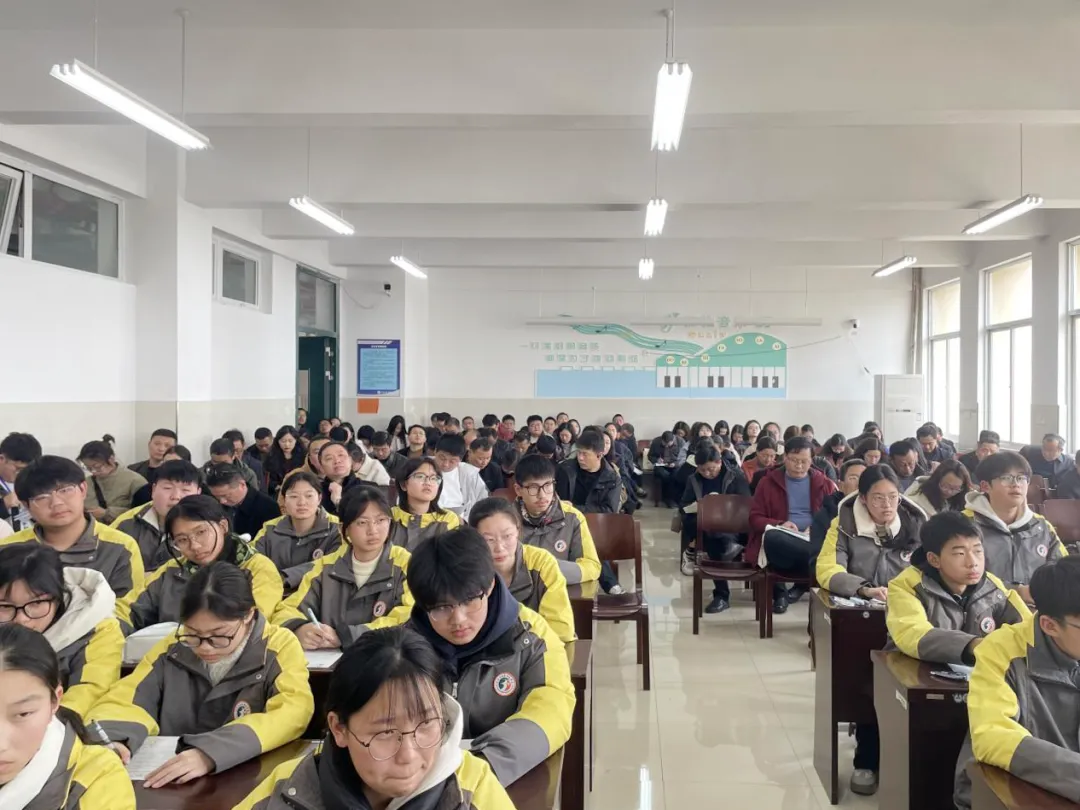 聚焦中考复习 提质增效——宝应县九年级数学教学研讨活动圆满举行 第16张