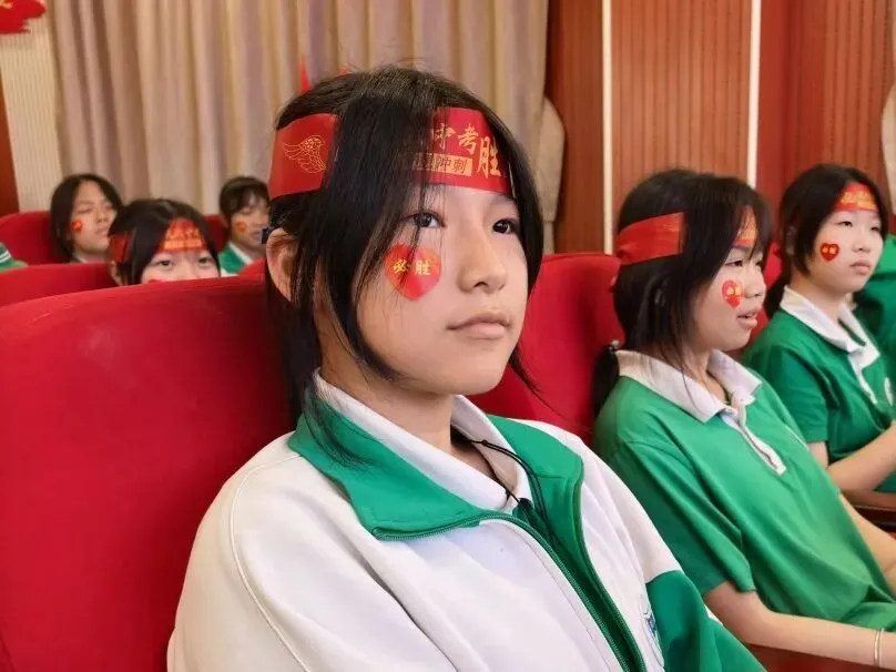 【祥盛文化•新蓝天】决战中考,为中考而战—— 新蓝天学校2026年百日冲刺誓师大会圆满举行 第32张