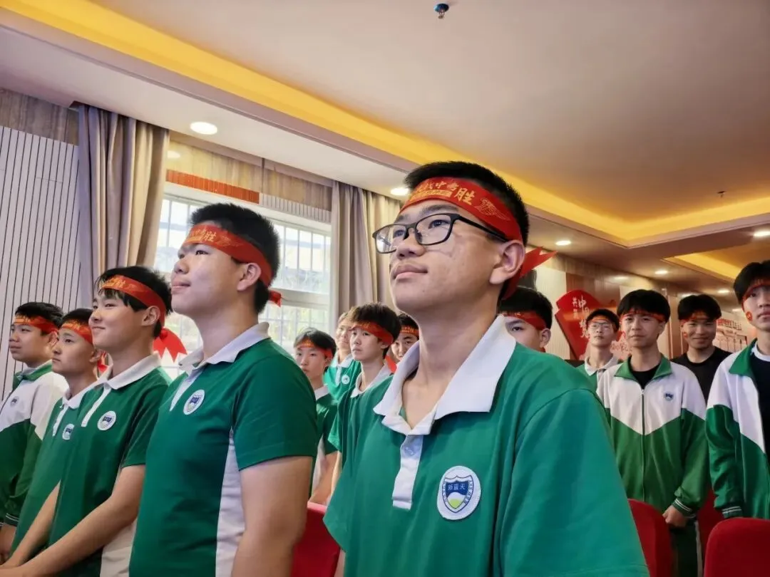【祥盛文化•新蓝天】决战中考,为中考而战—— 新蓝天学校2026年百日冲刺誓师大会圆满举行 第57张