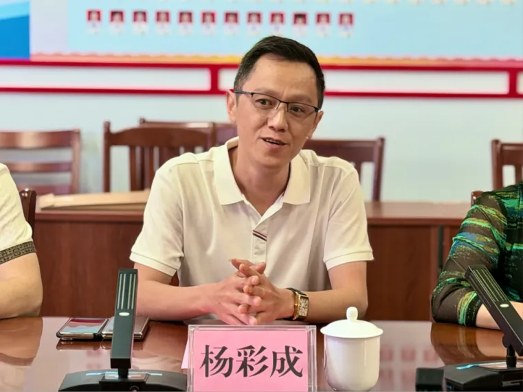 春风送暖助中考,关怀慰问励师心 ——博贺镇个体户私人企业协会慰问九年级教师活动圆满举行 第5张