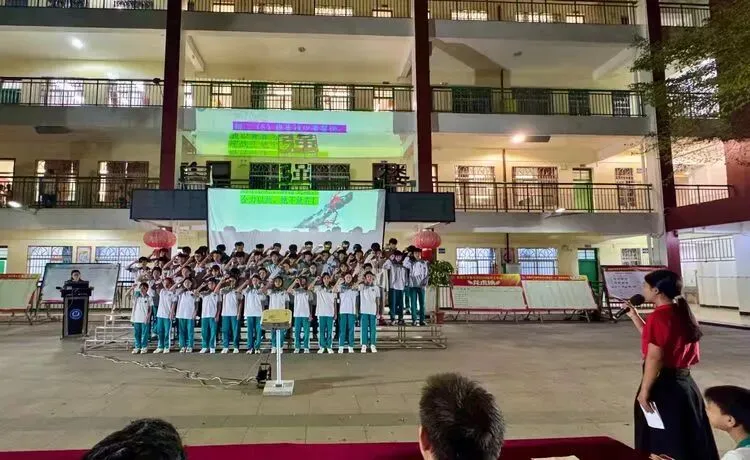 万泉中学举办2026年生地中考励志大会 第15张