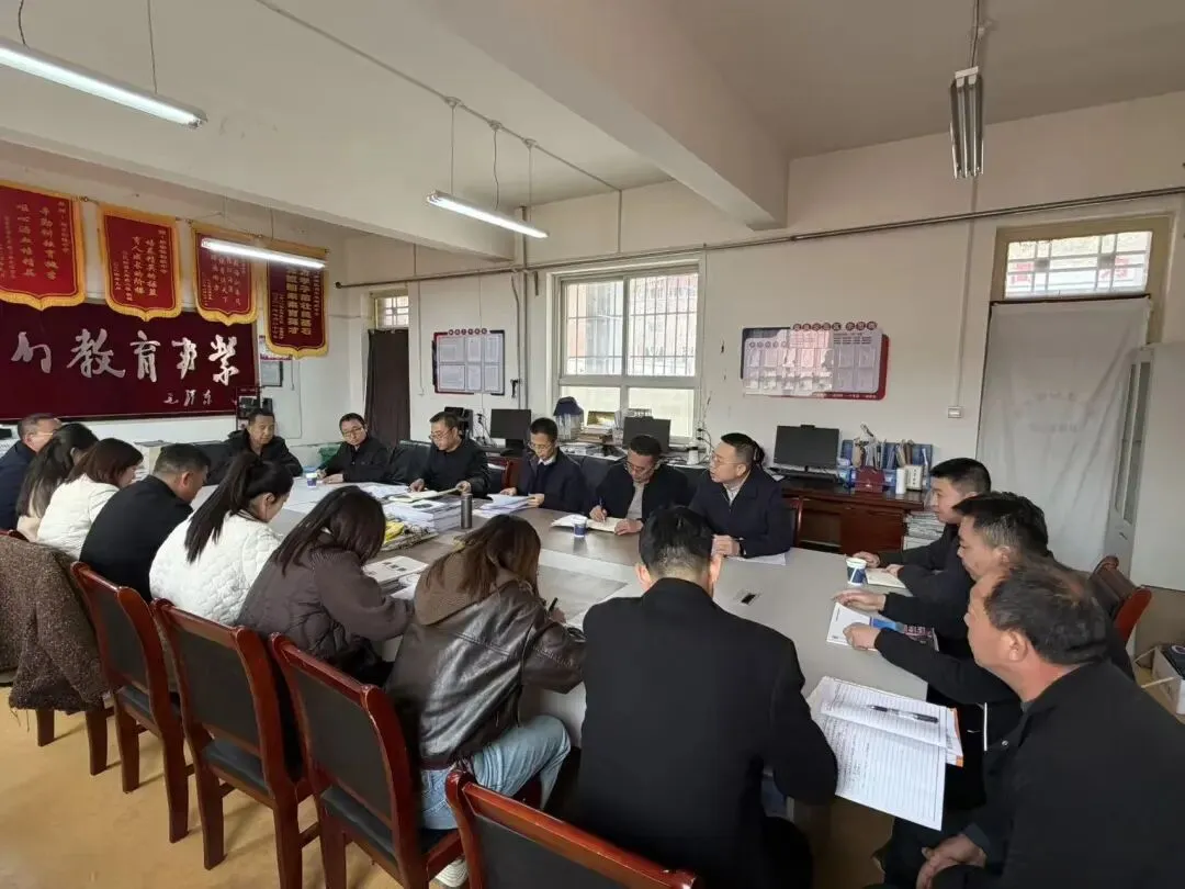 凝心聚力谋中考精准指导促提升——教体局领导莅临我校调研指导工作 第19张