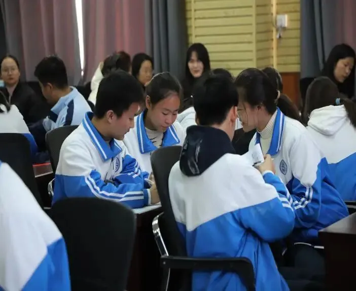 【精研中考方向 优化备考策略】许昌市暨建安区2026年九年级语文备考工作教研会顺利召开 第4张