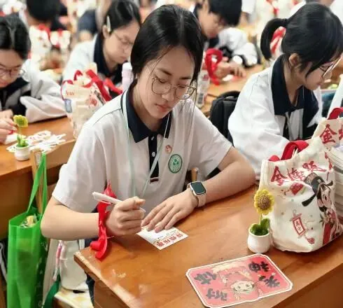 百日鏖战,中考必胜——河源市深河中学2026届中考百日誓师活动圆满举行 第32张