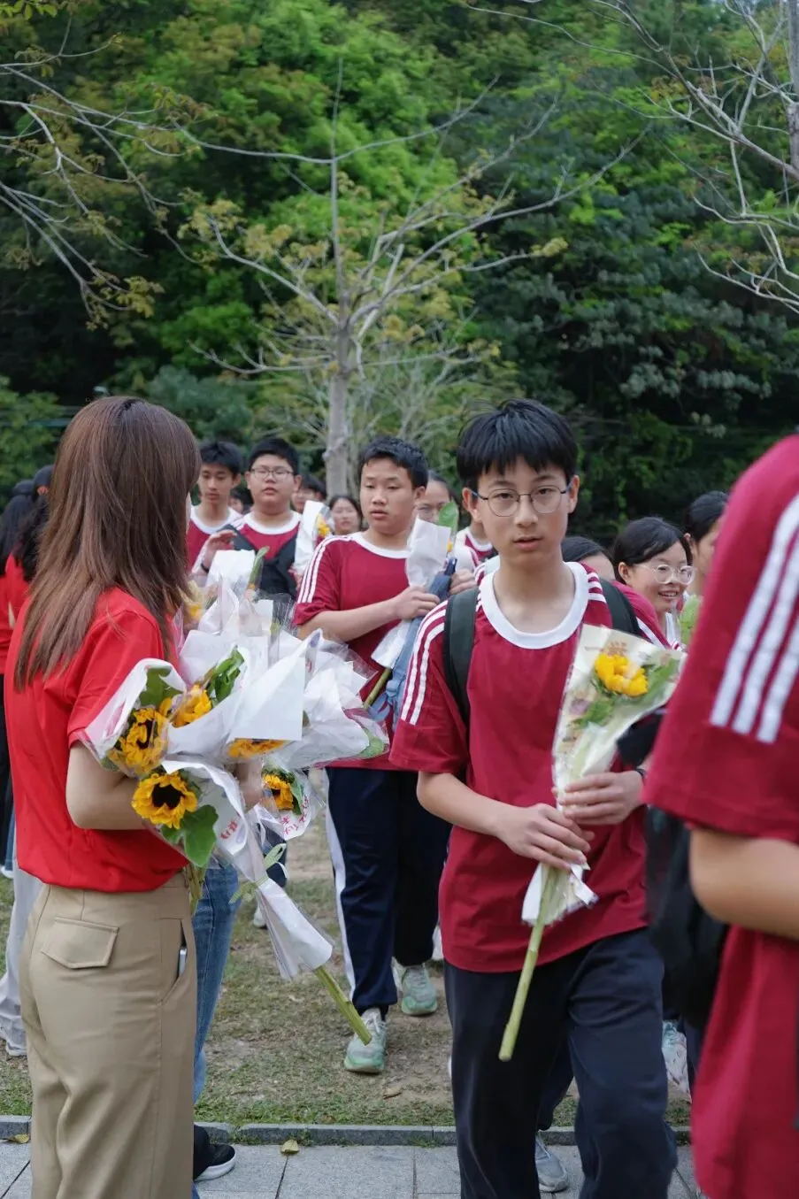 百日砺剑战中考 誓师启航创辉煌——广外附科学城实验学校初三誓师活动圆满落幕 第28张 百日砺剑战中考 誓师启航创辉煌——广外附科学城实验学校初三誓师活动圆满落幕 第28张