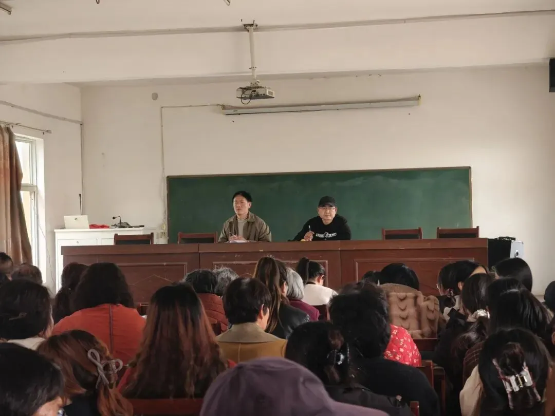 【校园动态】家校同心聚力 护航圆梦中考——黑虎学校九年级家长会圆满召开 第9张