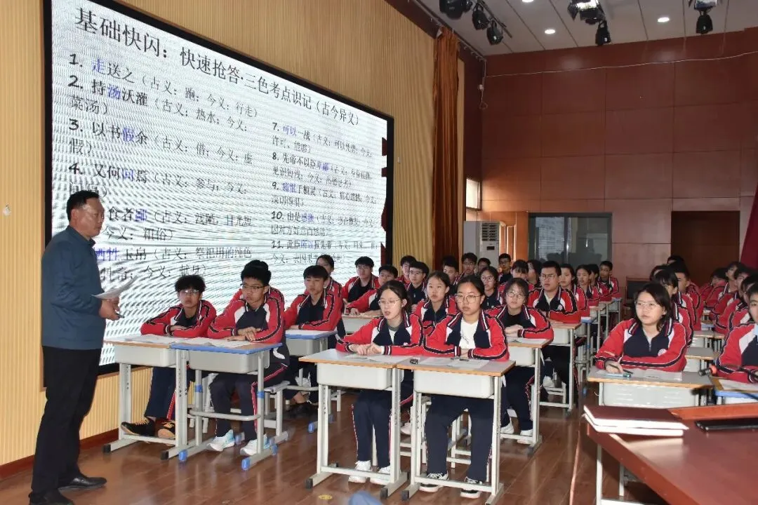 同心话中考,协力扬风帆——利津县初中语文毕业复习研讨会在利津县凤凰实验中学顺利召开 第8张