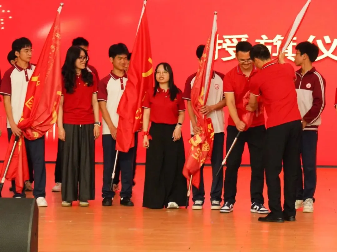 【策马鏖战百日 执笔决胜中考】我校举行2026届九年级中考百日誓师暨备考心理赋能活动 第23张