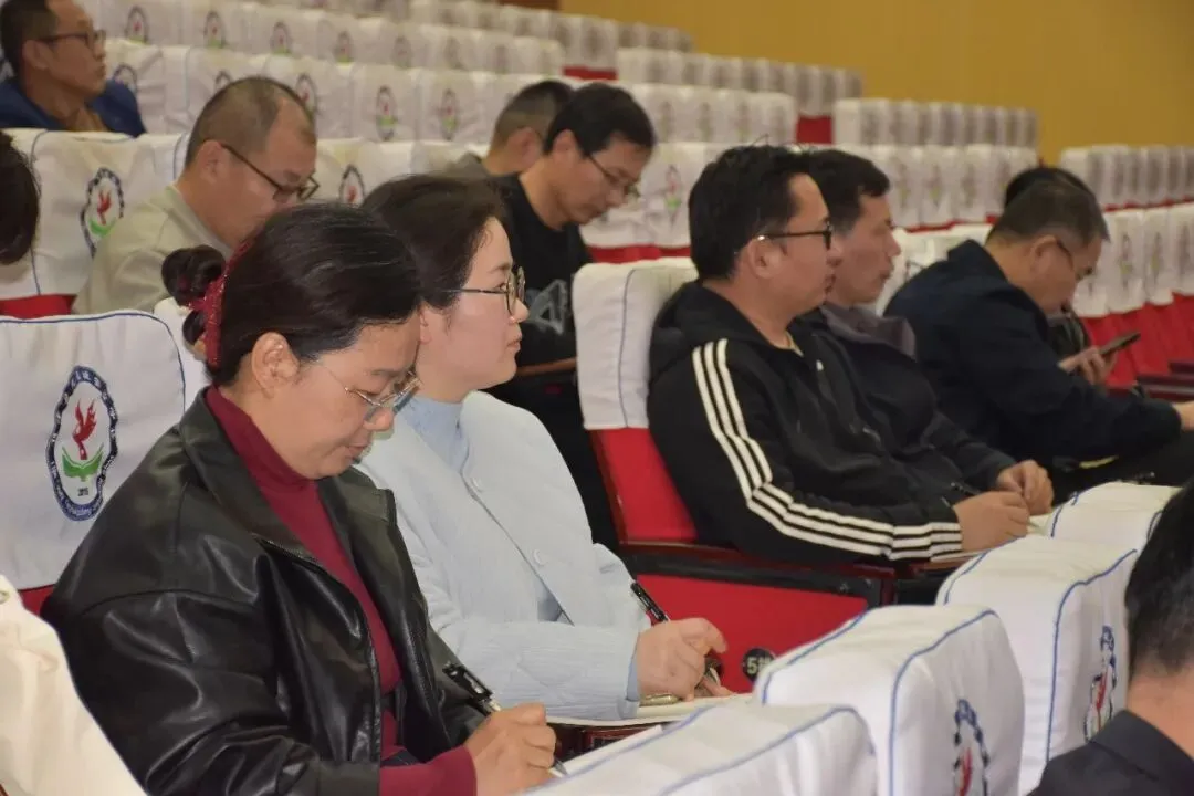 同心话中考,协力扬风帆——利津县初中语文毕业复习研讨会在利津县凤凰实验中学顺利召开 第13张