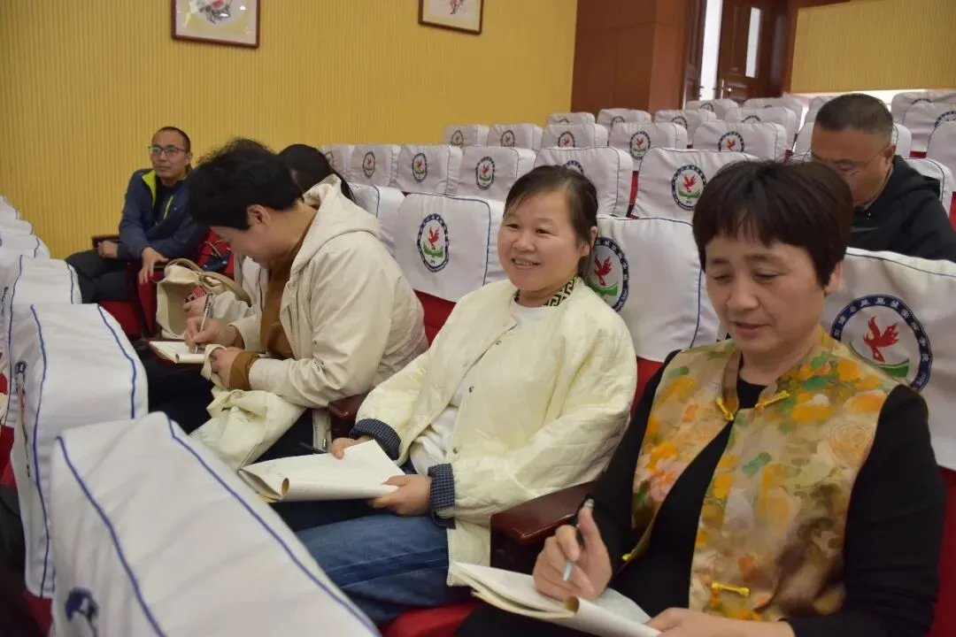 同心话中考,协力扬风帆——利津县初中语文毕业复习研讨会在利津县凤凰实验中学顺利召开 第20张