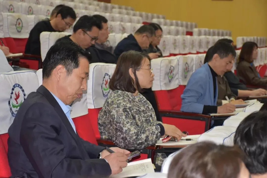 同心话中考,协力扬风帆——利津县初中语文毕业复习研讨会在利津县凤凰实验中学顺利召开 第23张