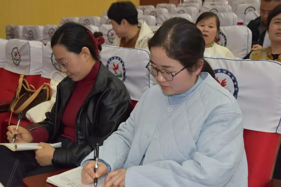 同心话中考,协力扬风帆——利津县初中语文毕业复习研讨会在利津县凤凰实验中学顺利召开 第26张