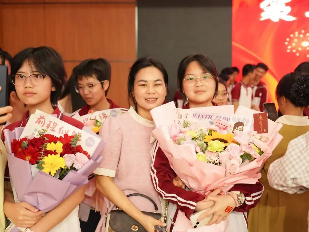 【策马鏖战百日 执笔决胜中考】我校举行2026届九年级中考百日誓师暨备考心理赋能活动 第59张