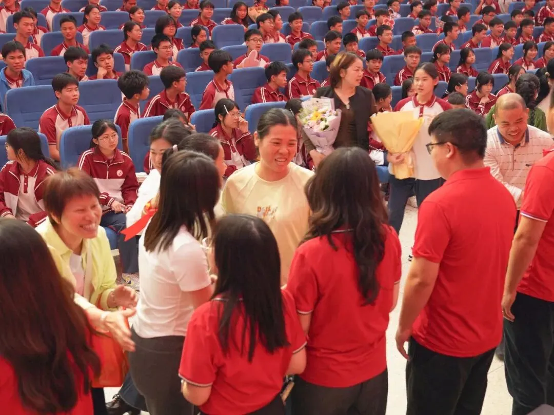 【策马鏖战百日 执笔决胜中考】我校举行2026届九年级中考百日誓师暨备考心理赋能活动 第69张