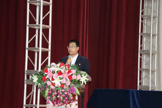 百日誓师砺锋芒,逐梦中考启新程!阿拉善高新区(乌斯太镇)第一中学誓师暨表彰大会圆满举行 第7张