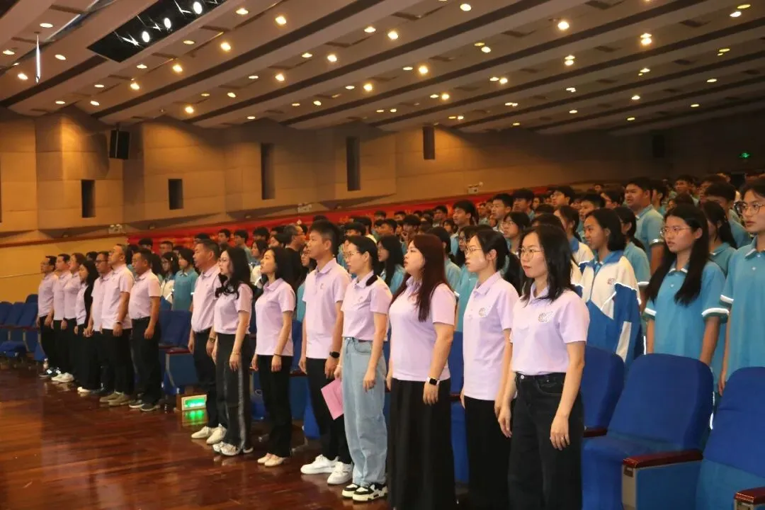 表彰先进树榜样,凝心聚力战中考 | 东莞新世纪英才学校初三奖学金颁奖暨动员会圆满举行 第6张