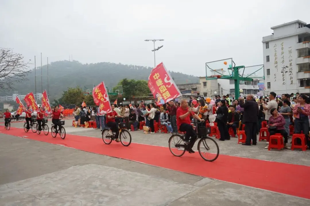 怀集一中幸福学校举行2026年中考百日誓师活动 第16张