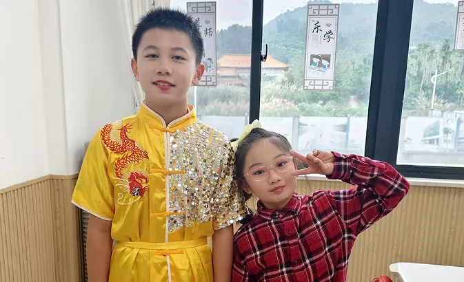 别在庄里卷书包房、省内卷异地中考,看看这些去海南的家长和孩子 第4张