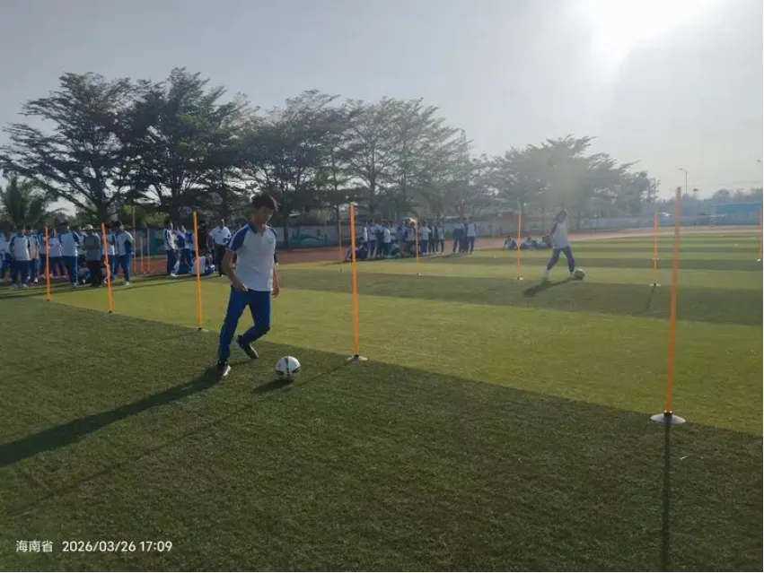 以测促练,蓄力中考--文罗初级中学九年级中考体育第八次模拟测试圆满完成 第4张