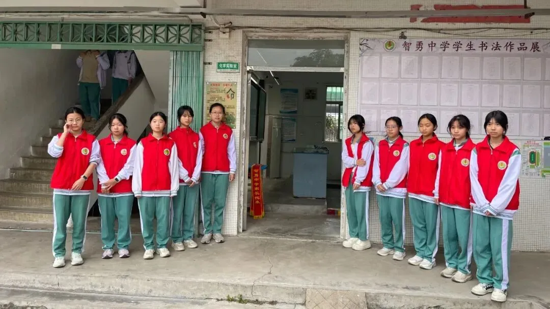 百日砺剑战中考 策马扬鞭圆梦行——2026年智勇中学百日誓师大会 第75张