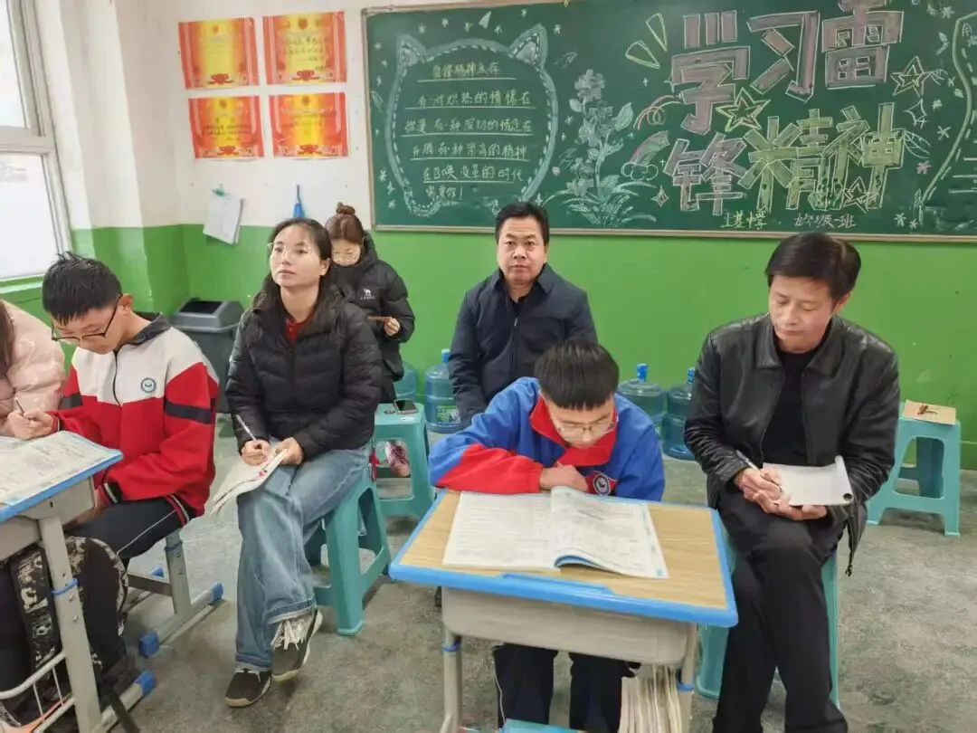 抓实复习课堂 助力中考冲刺——土基中学开展九年级中考科目调研性听评课活动 第12张
