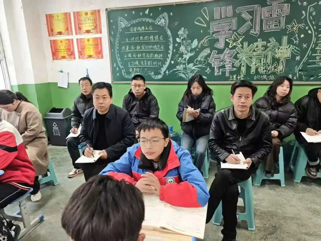 抓实复习课堂 助力中考冲刺——土基中学开展九年级中考科目调研性听评课活动 第13张