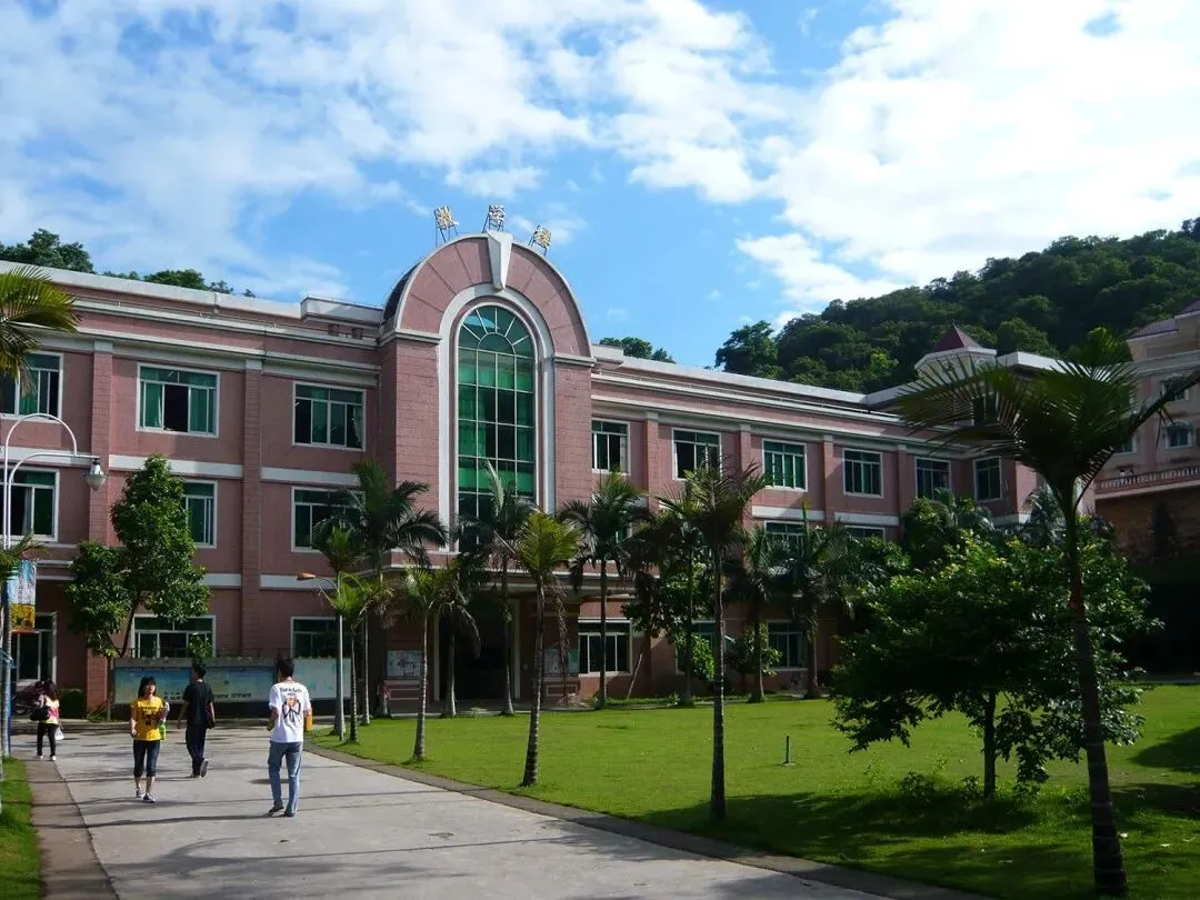 中考低分必看丨2026广州涉外经济职业技术学院中职部丨护理、宠物医疗、可拿护士资格证 第8张