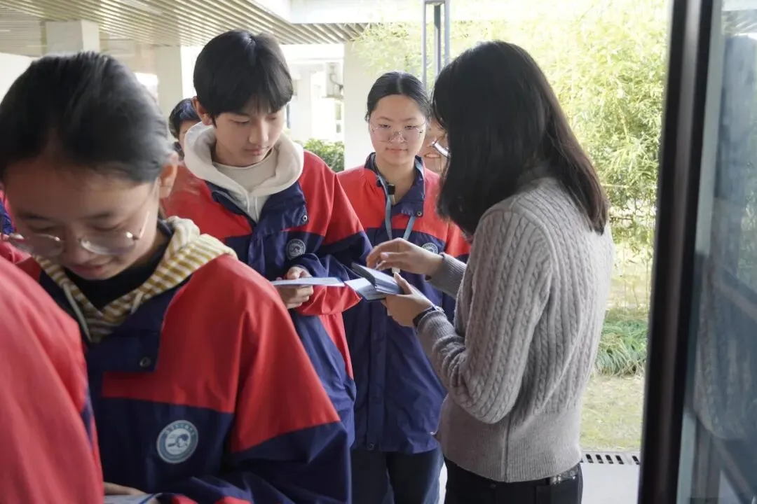 五心德育|策马扬鞭战中考 少年逐梦正当时 ——丁桥中学2026届九年级誓师大会圆满举行 第15张