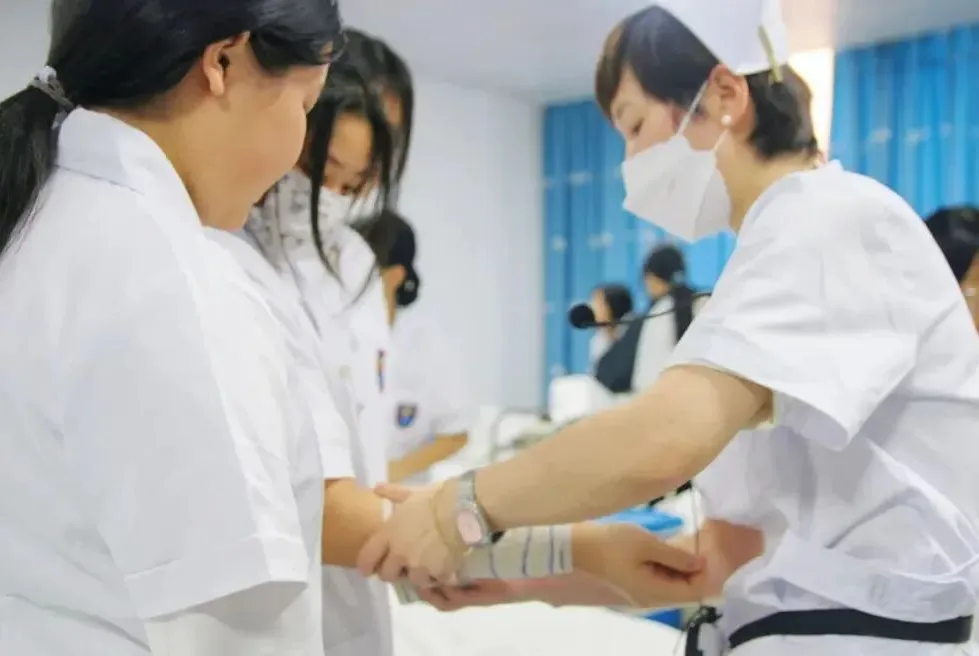 中考低分必看丨2026广州涉外经济职业技术学院中职部丨护理、宠物医疗、可拿护士资格证 第32张