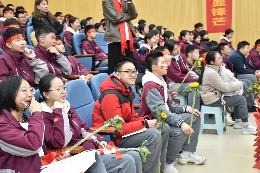 【培文动态】“勇夺六连冠 再创新辉煌”中考百日动员大会圆满举行! 第24张 【培文动态】“勇夺六连冠 再创新辉煌”中考百日动员大会圆满举行! 第24张