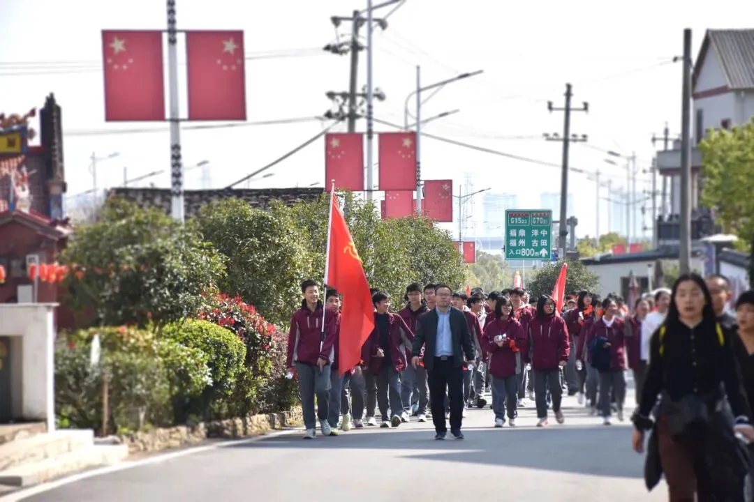 【培文动态】“勇夺六连冠 再创新辉煌”中考百日动员大会圆满举行! 第56张 【培文动态】“勇夺六连冠 再创新辉煌”中考百日动员大会圆满举行! 第56张