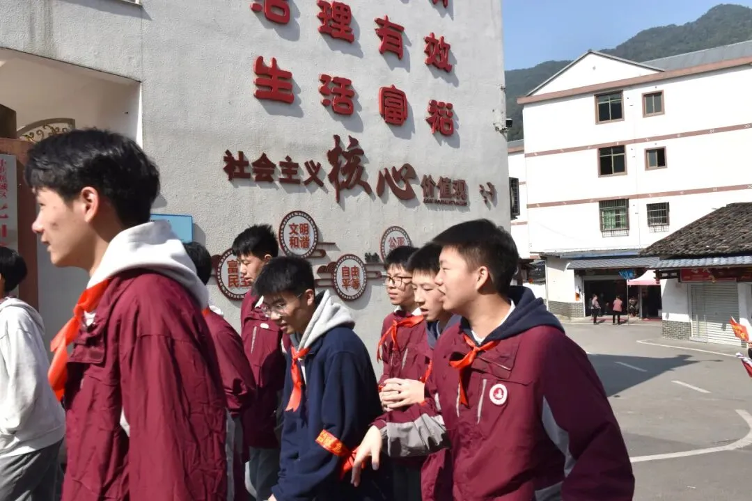 【培文动态】“勇夺六连冠 再创新辉煌”中考百日动员大会圆满举行! 第59张 【培文动态】“勇夺六连冠 再创新辉煌”中考百日动员大会圆满举行! 第59张