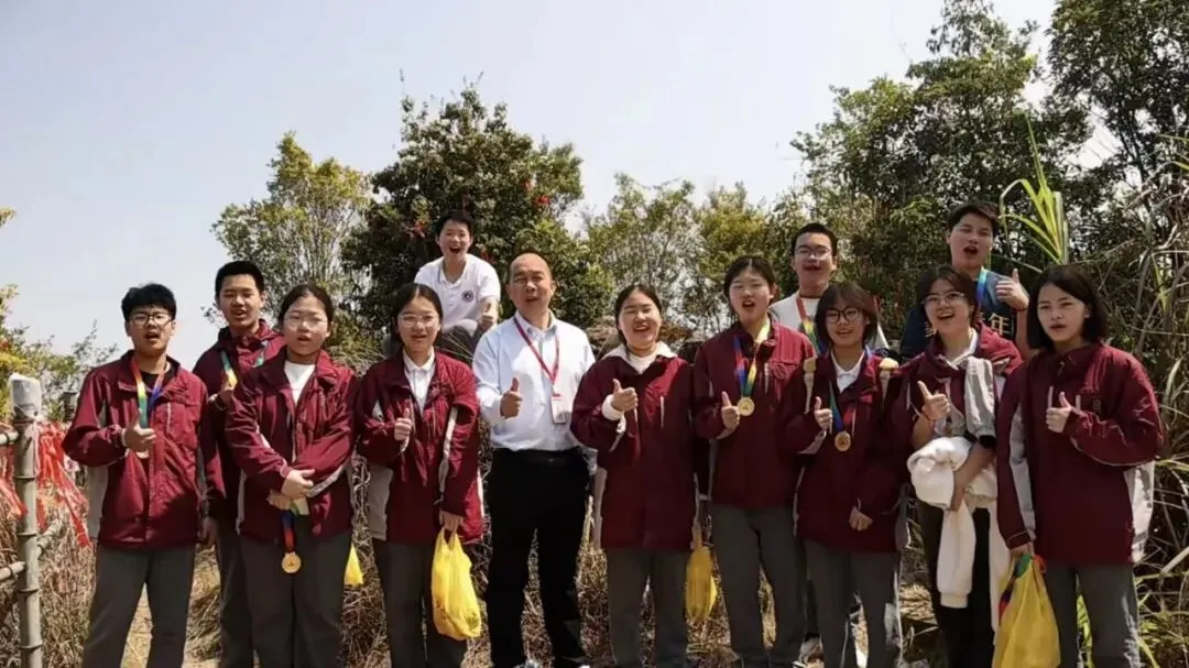 【培文动态】“勇夺六连冠 再创新辉煌”中考百日动员大会圆满举行! 第76张 【培文动态】“勇夺六连冠 再创新辉煌”中考百日动员大会圆满举行! 第76张