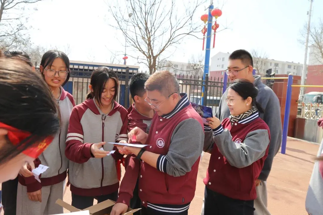 【初中篇】百日砺剑,决胜中考!我校中考百日誓师大会热血启幕 第34张 【初中篇】百日砺剑,决胜中考!我校中考百日誓师大会热血启幕 第34张