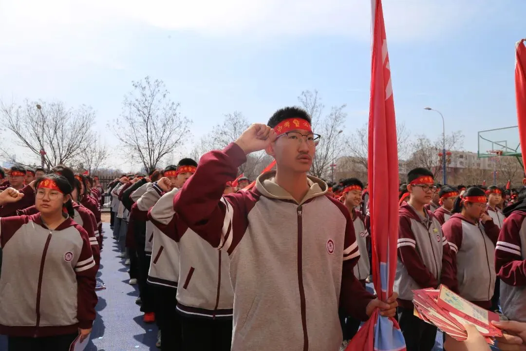 【初中篇】百日砺剑,决胜中考!我校中考百日誓师大会热血启幕 第39张 【初中篇】百日砺剑,决胜中考!我校中考百日誓师大会热血启幕 第39张