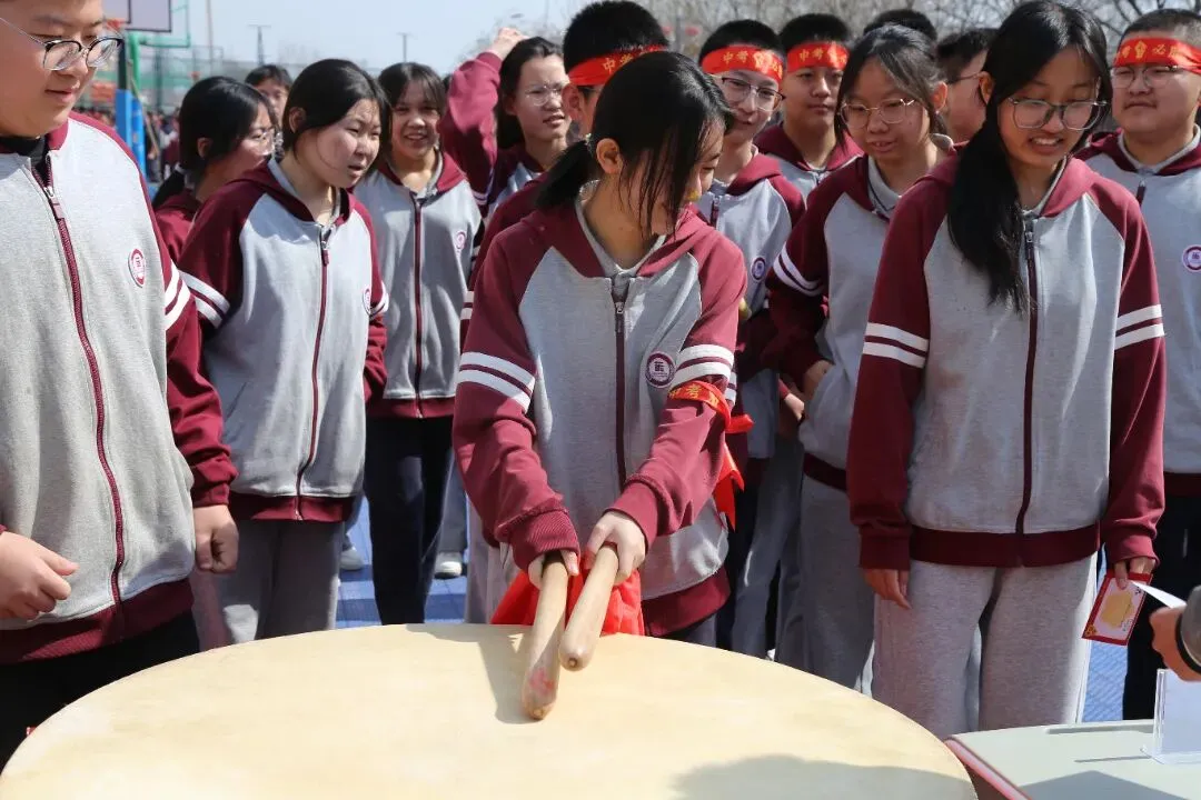 【初中篇】百日砺剑,决胜中考!我校中考百日誓师大会热血启幕 第41张 【初中篇】百日砺剑,决胜中考!我校中考百日誓师大会热血启幕 第41张