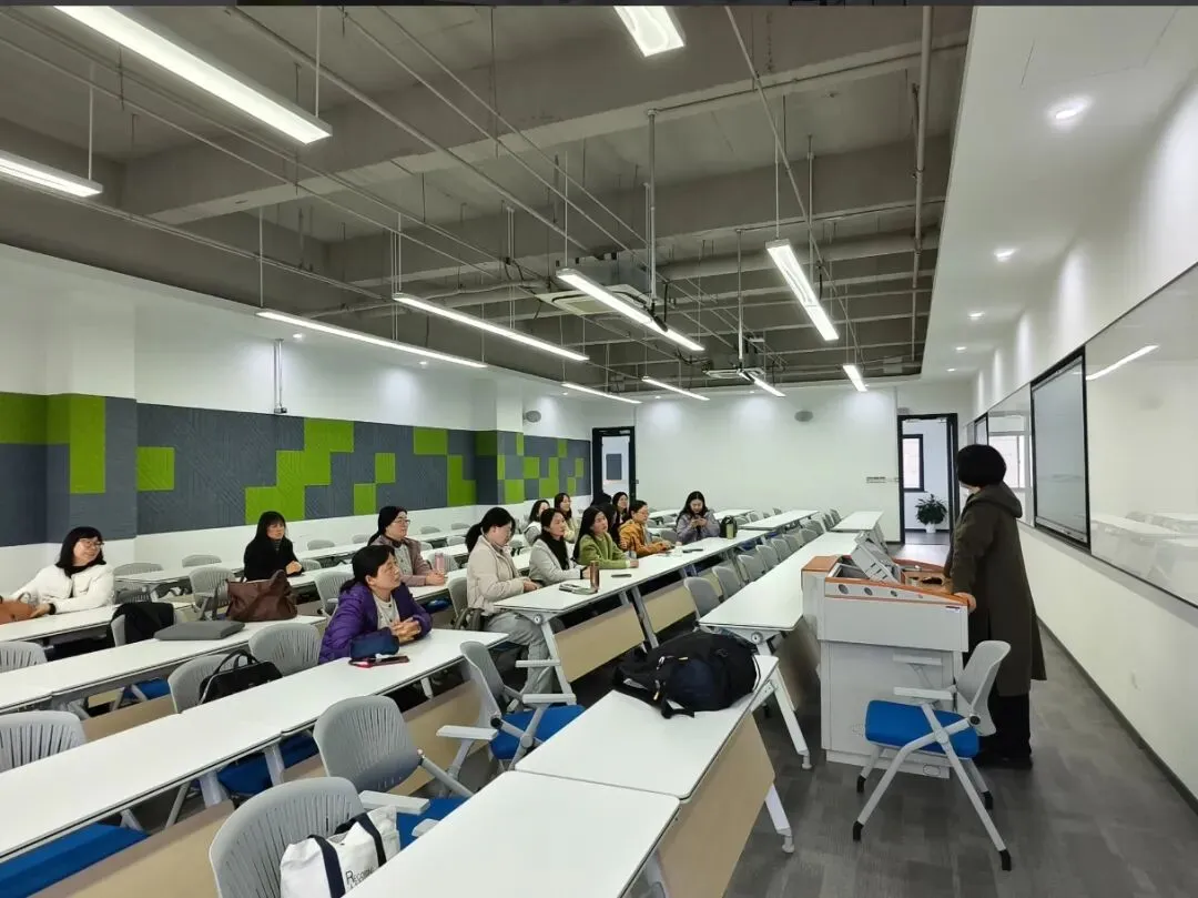 一院一品|精准把脉四级备考,优化模考与专项训练——大学英语教研室召开专题教研会议 第9张 一院一品|精准把脉四级备考,优化模考与专项训练——大学英语教研室召开专题教研会议 第9张