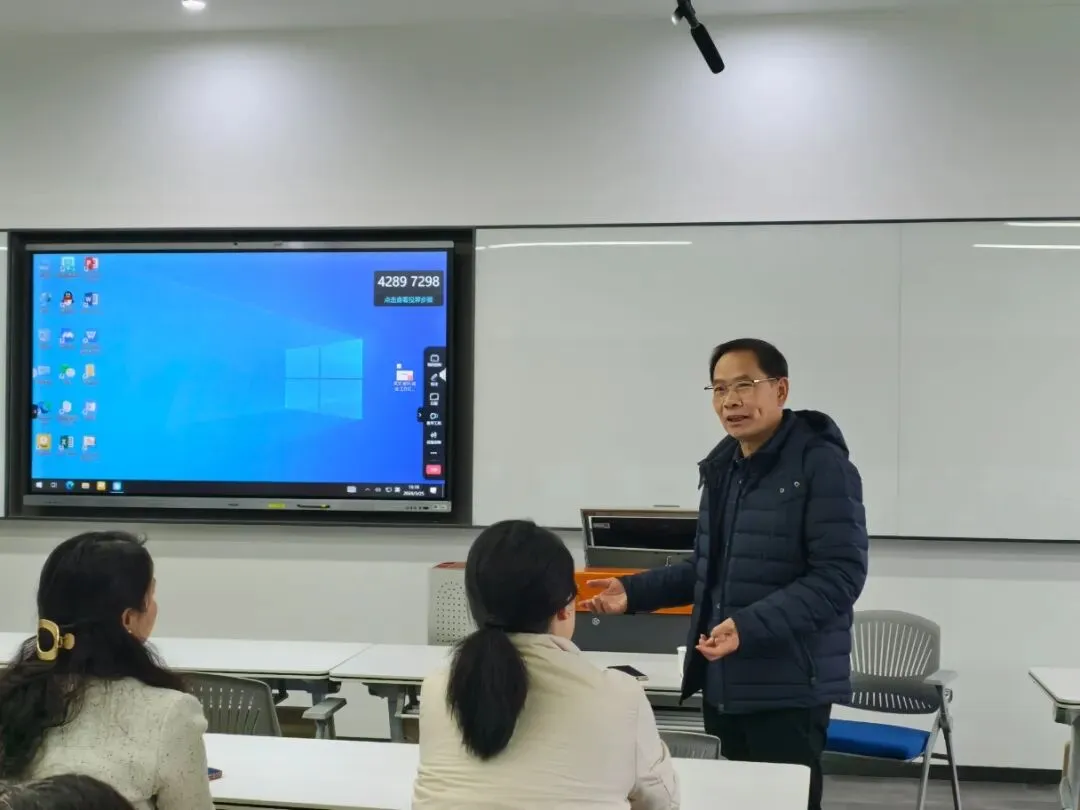 一院一品|精准把脉四级备考,优化模考与专项训练——大学英语教研室召开专题教研会议 第13张 一院一品|精准把脉四级备考,优化模考与专项训练——大学英语教研室召开专题教研会议 第13张