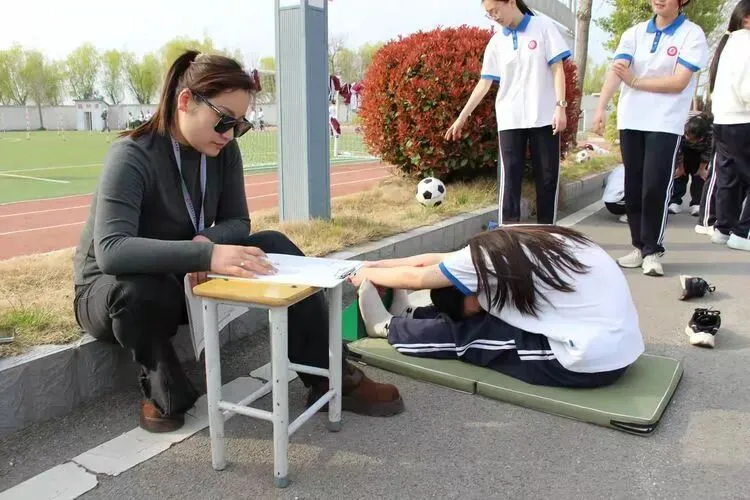 阳光运动强体魄 凝心聚力备中考 第11张