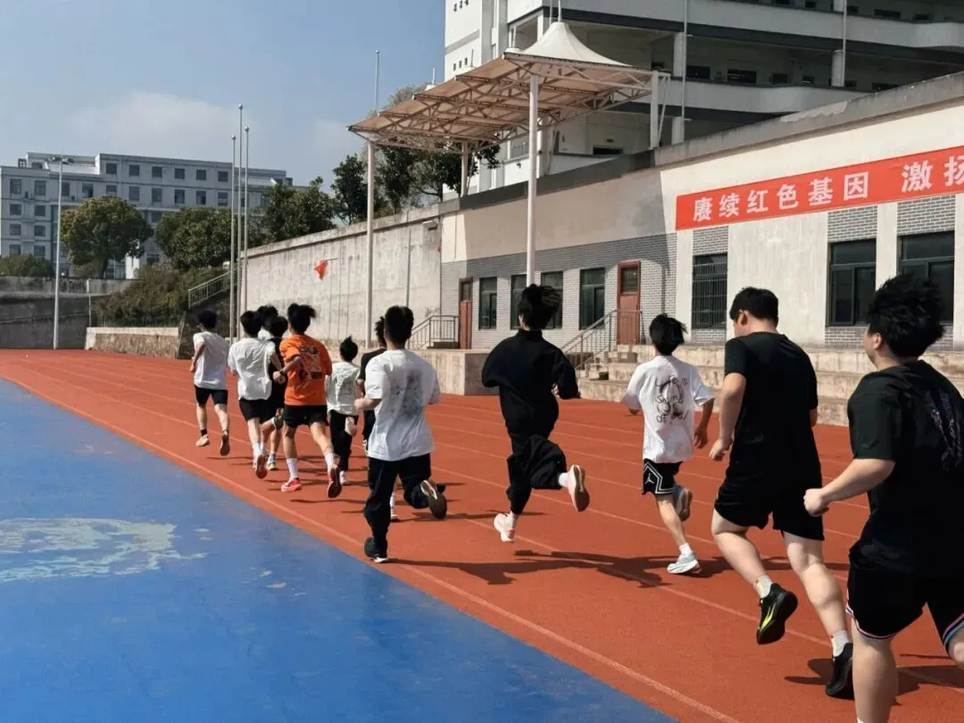 【中考系列】厉兵秣马正当时 青春飞扬试锋芒|九年级组 第14张